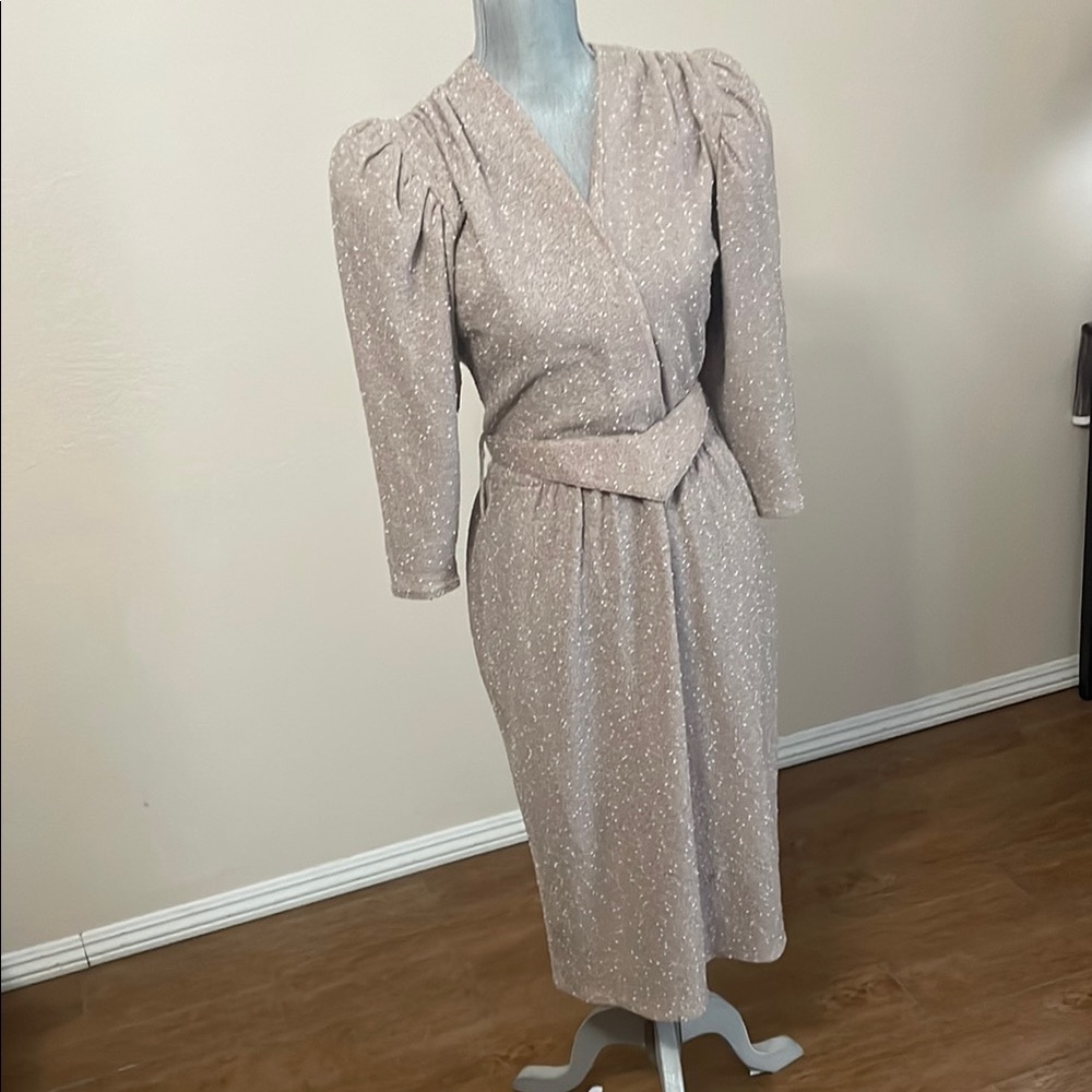 Vintage Barbara Barbara California Tan Wrap Dress with V-Neck and Puff Sleeves
